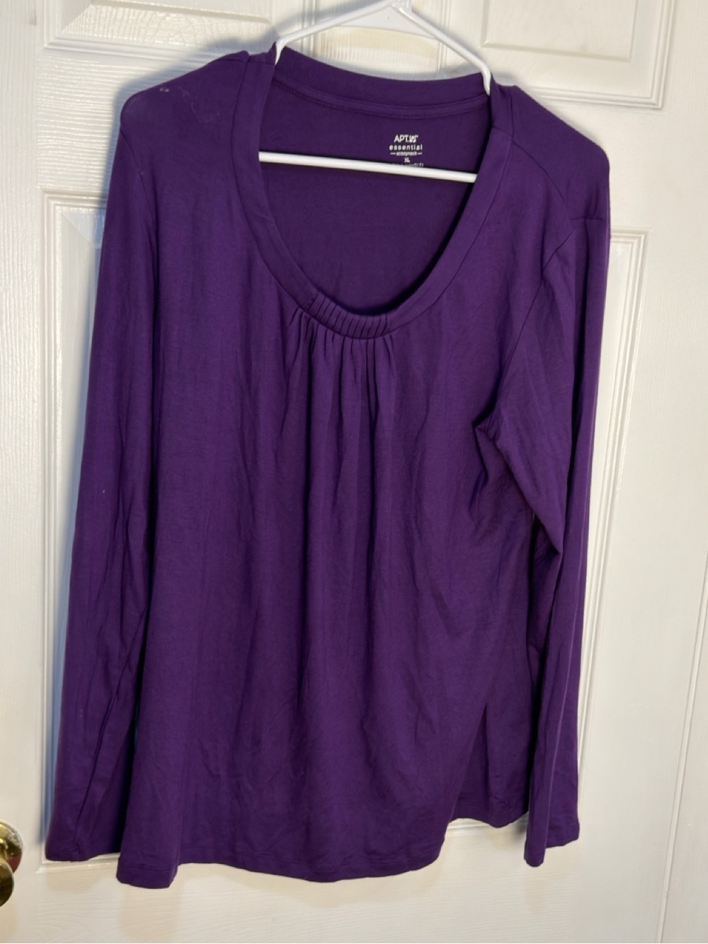 Apt. 9 Purple Long-Sleeve Scoop Neck Top and Pink V Neck XL